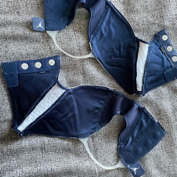 The Air Jordan 16 Retro Midnight Navy 2016 used size 13, no price change. - Picture 6 of 11